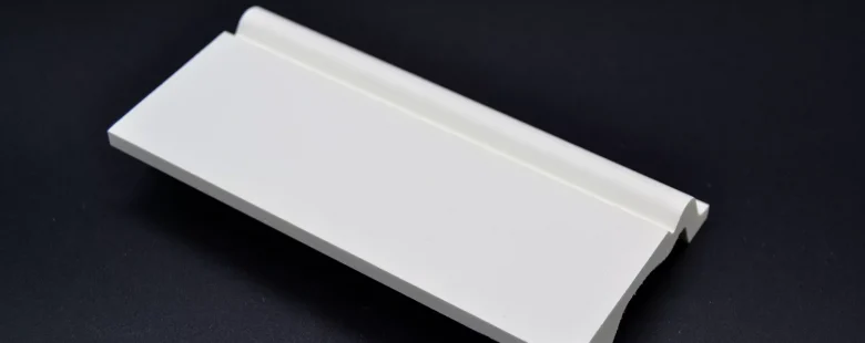 Fußleiste "Baltrum" (Sockelleiste weiß) kaufen auf Stuckversand.com