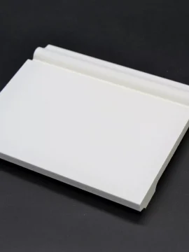 Fußleiste "Borkum" (Sockelleiste weiß) kaufen auf Stuckversand.com