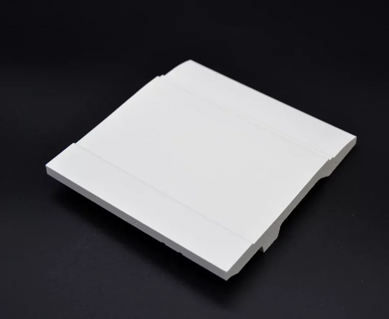 Fußleiste "Helgoland" (Sockelleiste weiß) kaufen auf Stuckversand.com