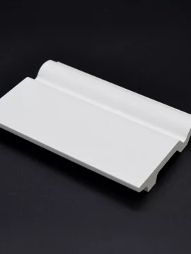 Fußleiste "Norderney" (Sockelleiste weiß) kaufen auf Stuckversand.com