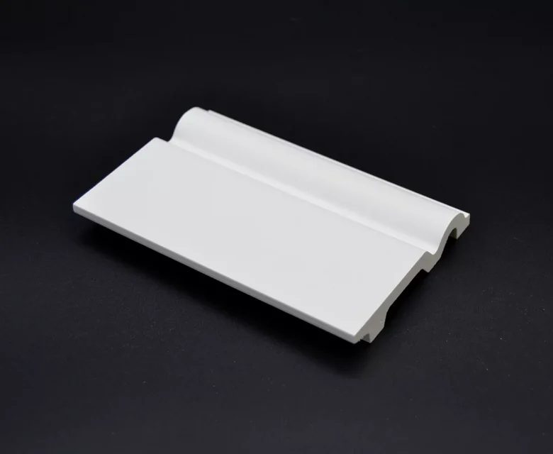 Fußleiste "Norderney" (Sockelleiste weiß) kaufen auf Stuckversand.com